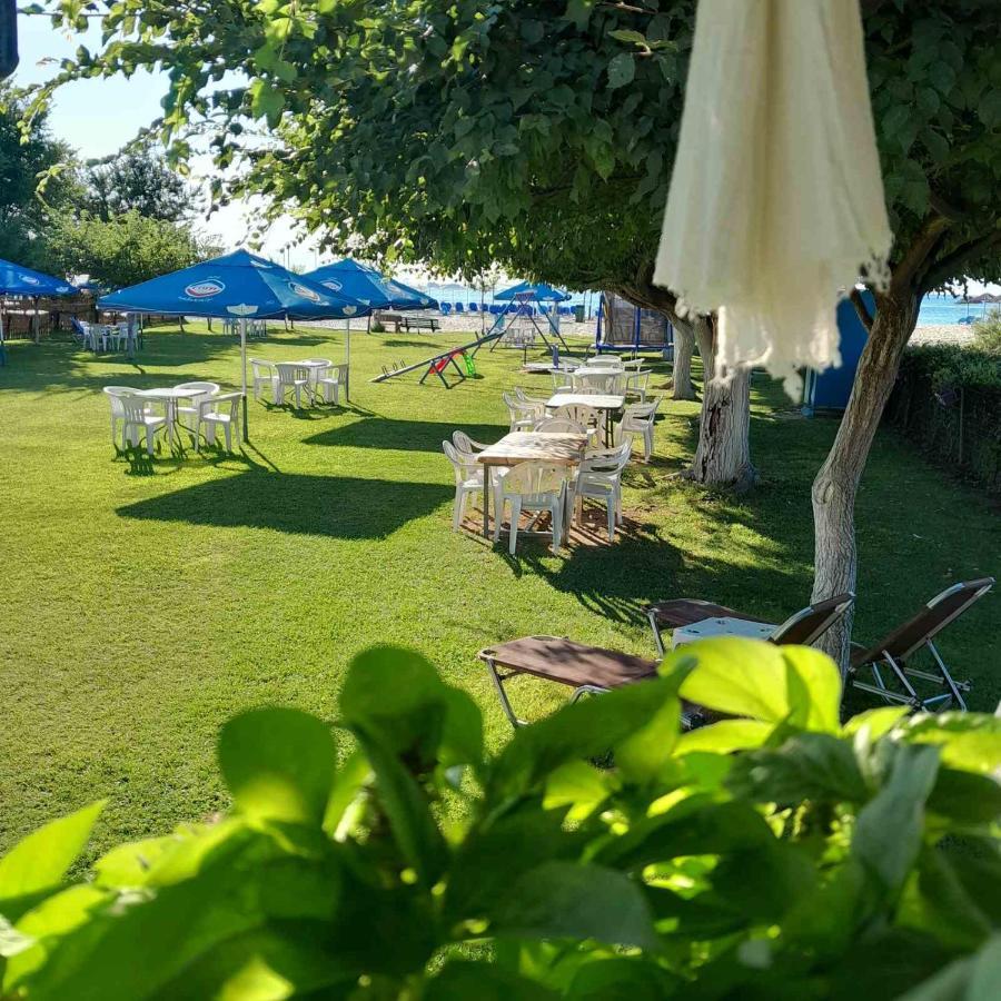 Hotel Thermaikos Коринос Экстерьер фото